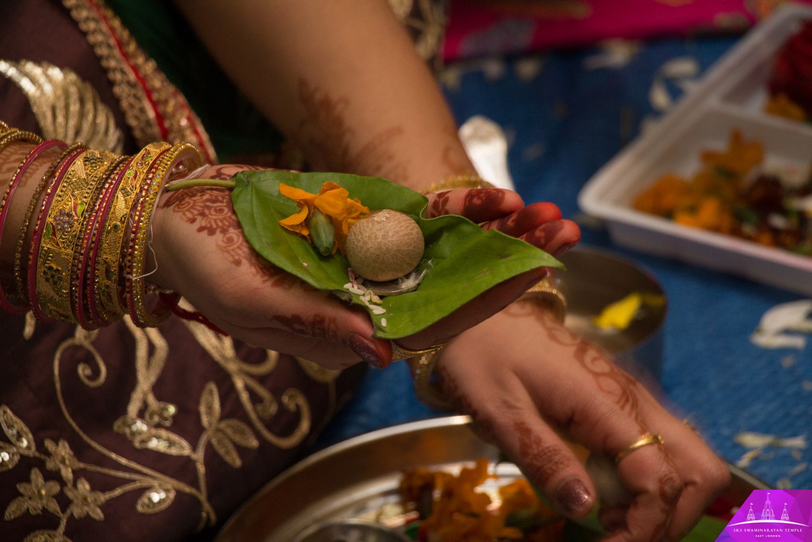 ©1987-2017 SKS Swaminarayan Temple East London